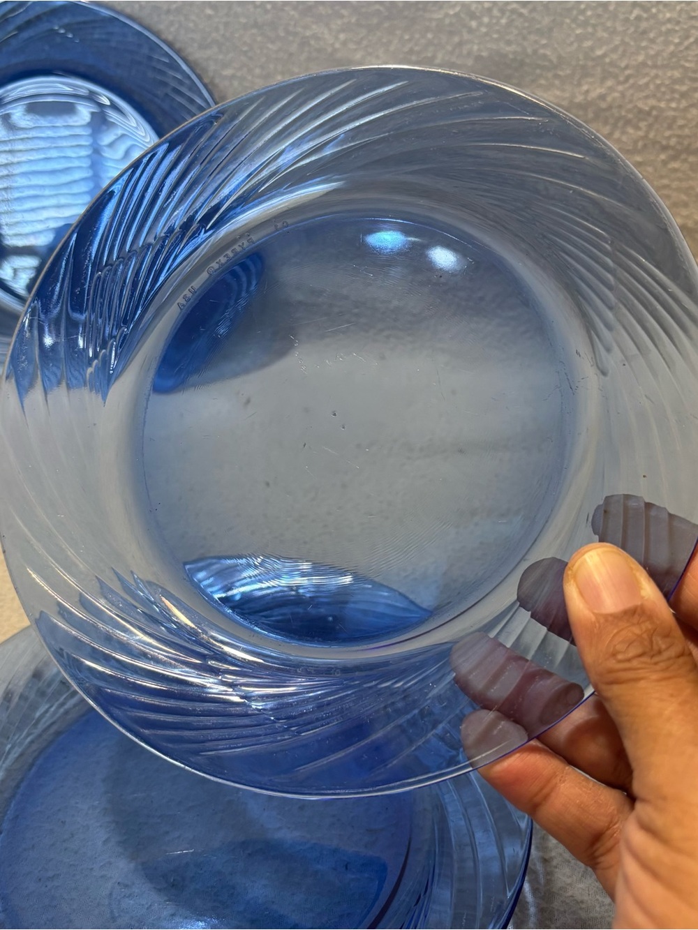 Vtg. Pyrex Festiva Cobalt Blue Swirl Glass Salad Plates - Set of 3 - Picture 4 of 6